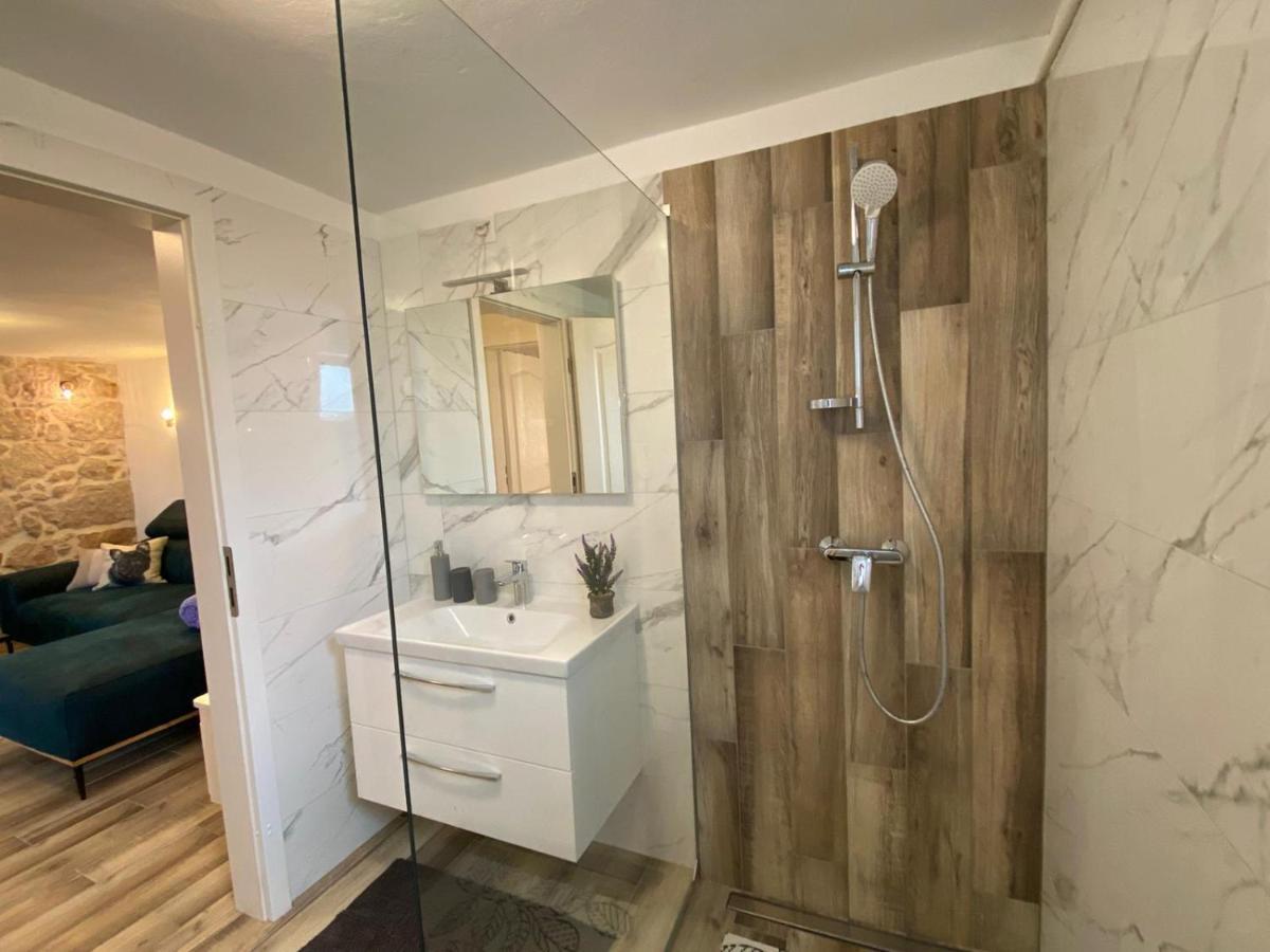 Apartman Veronika Рисика Екстериор снимка